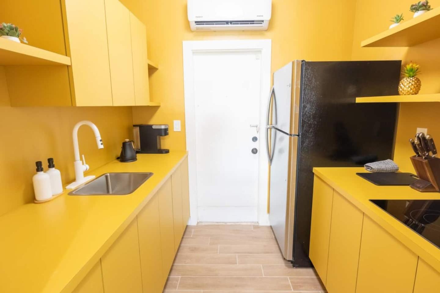Stylish 2Bed Apartment El Portal 마이애미 외부 사진