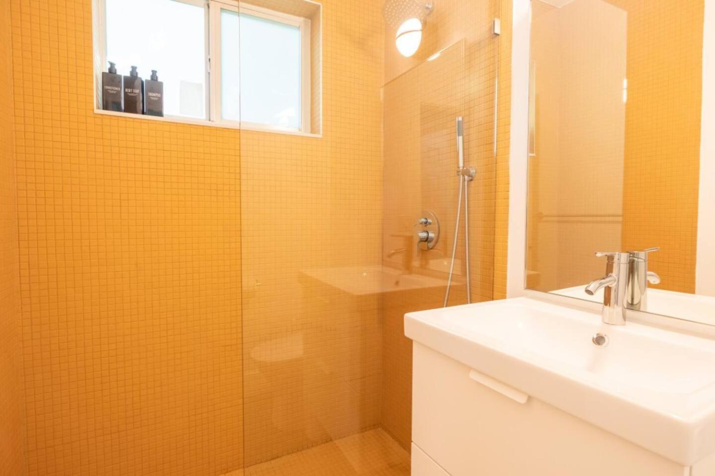 Stylish 2Bed Apartment El Portal 마이애미 외부 사진
