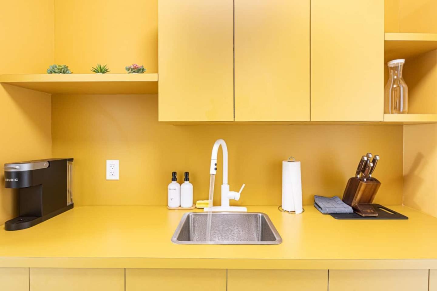 Stylish 2Bed Apartment El Portal 마이애미 외부 사진