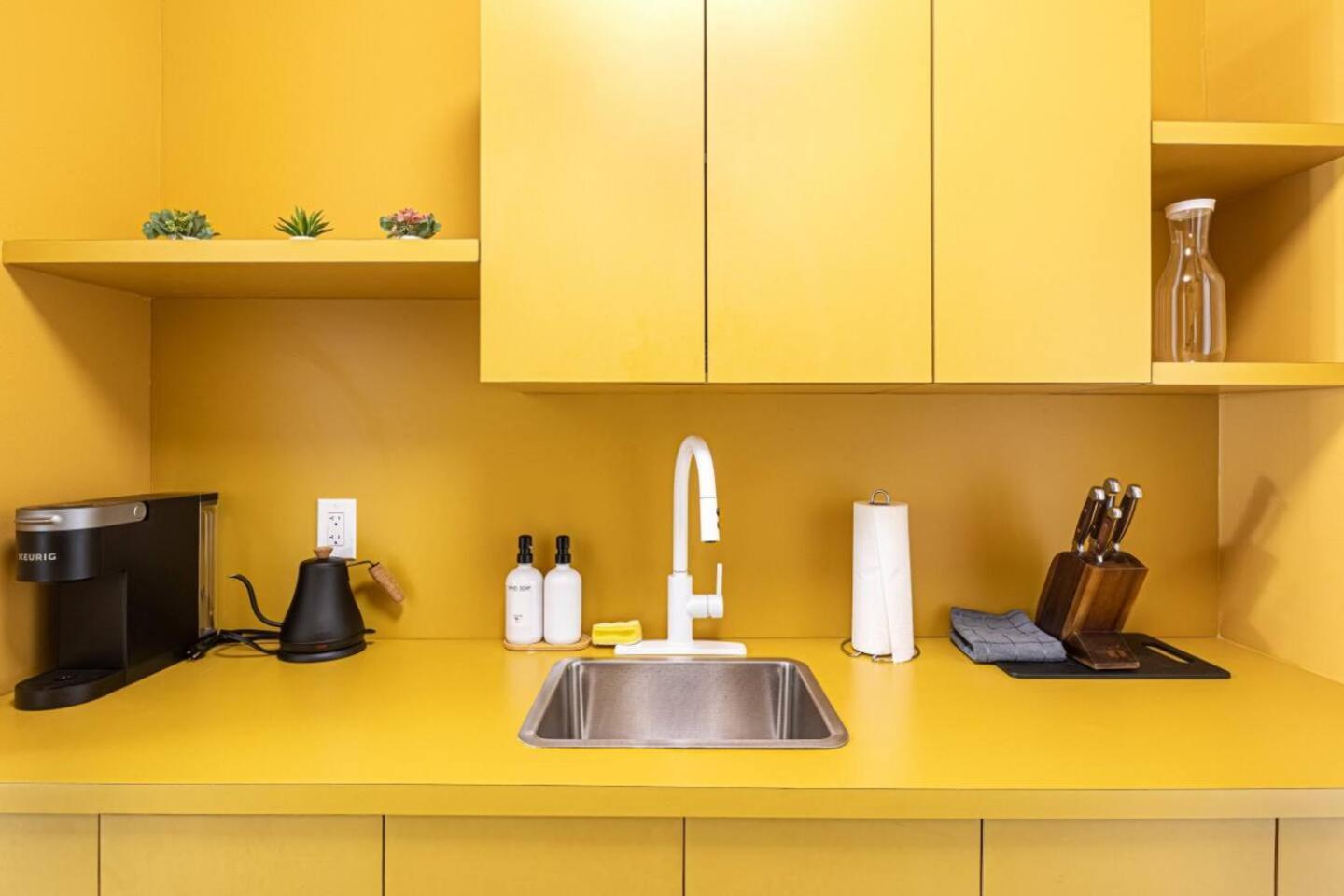Stylish 2Bed Apartment El Portal 마이애미 외부 사진