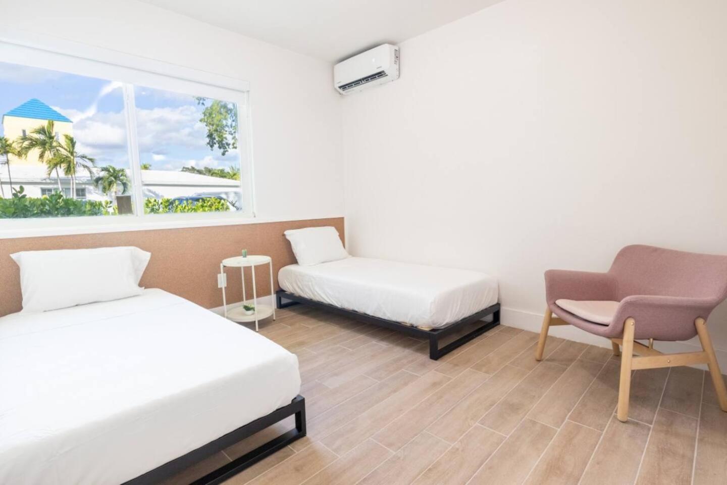 Stylish 2Bed Apartment El Portal 마이애미 외부 사진